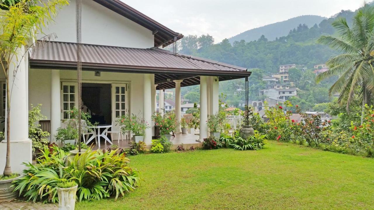 诺丁山乡村别墅住宿加早餐旅馆 Tennekumbura 外观 照片
