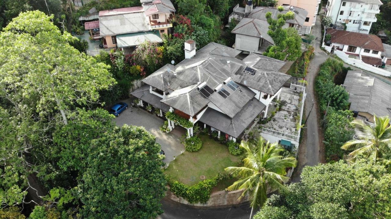 诺丁山乡村别墅住宿加早餐旅馆 Tennekumbura 外观 照片